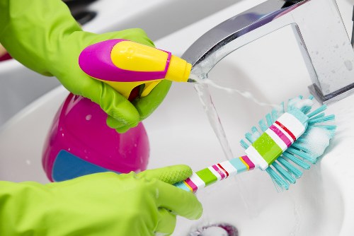 Local Croydon cleaners preparing a property for new occupants
