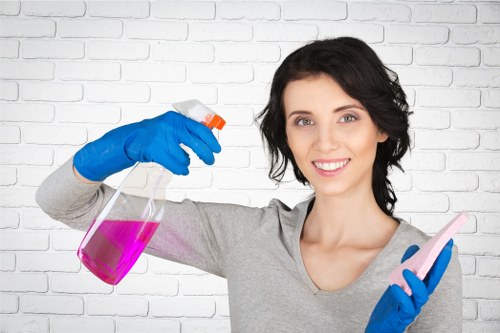 End of tenancy cleaning in a Croydon kitchen