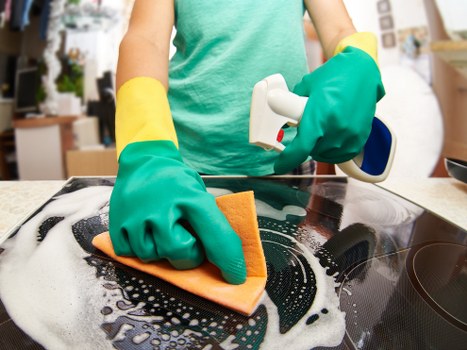 Freshening window dressings for local commercial premises